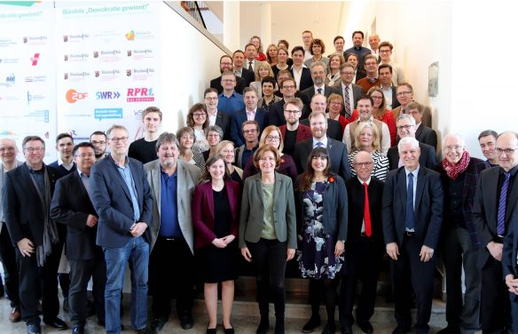 Arbeitstreffen im Bündnis „Demokratie gewinnt!“